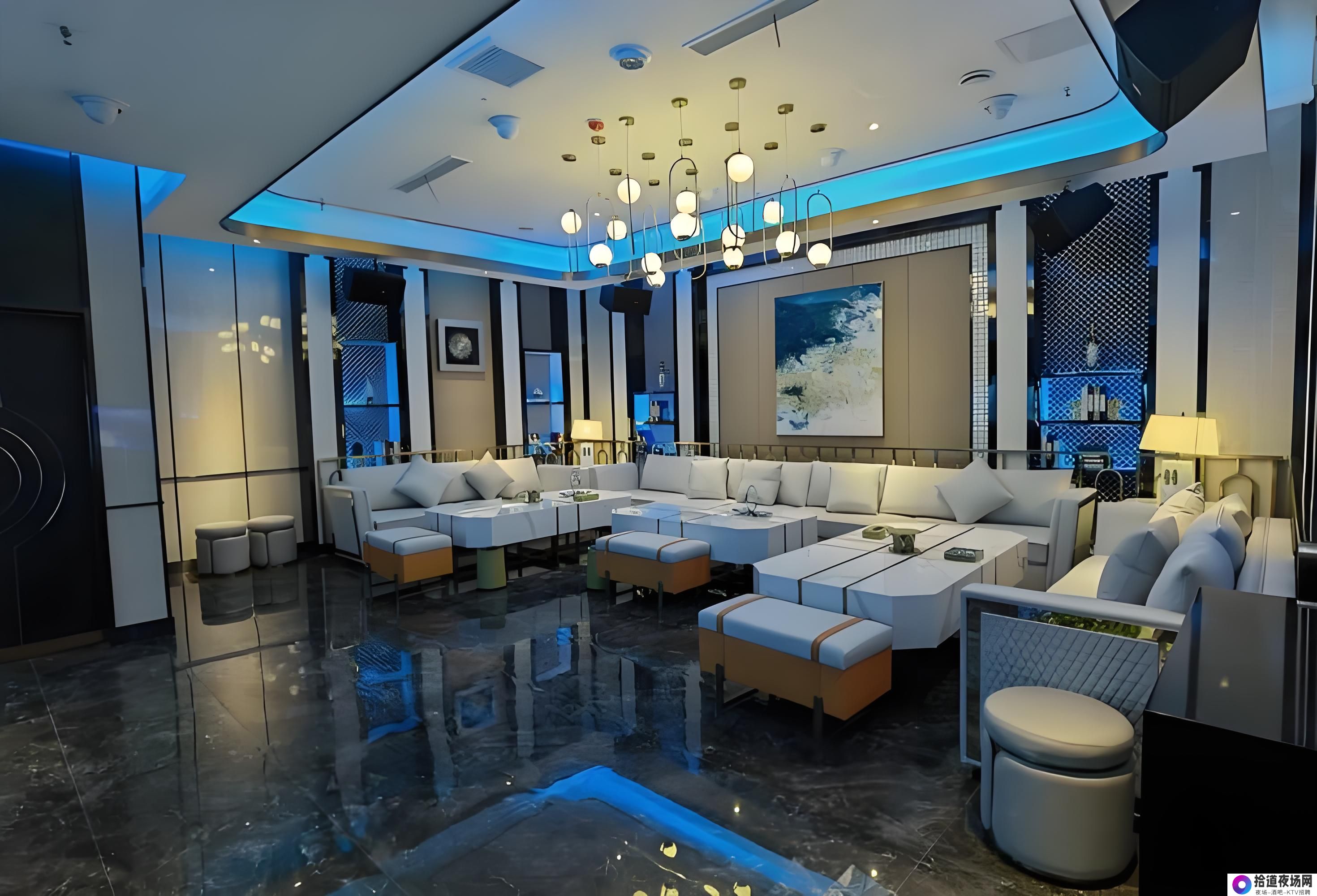 武汉酒吧夜店招聘指南：开启全新夜生活工作旅程